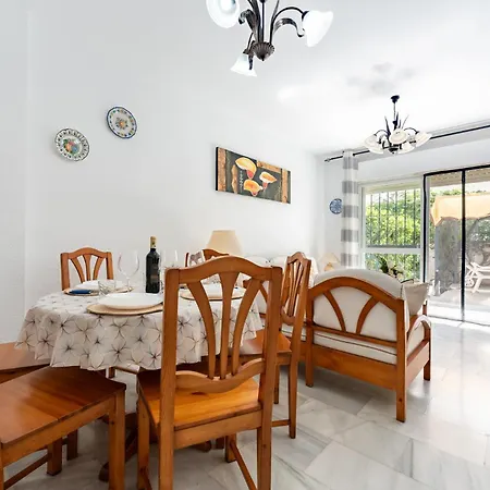 Malagasuite Tropical Pool Apartamento *